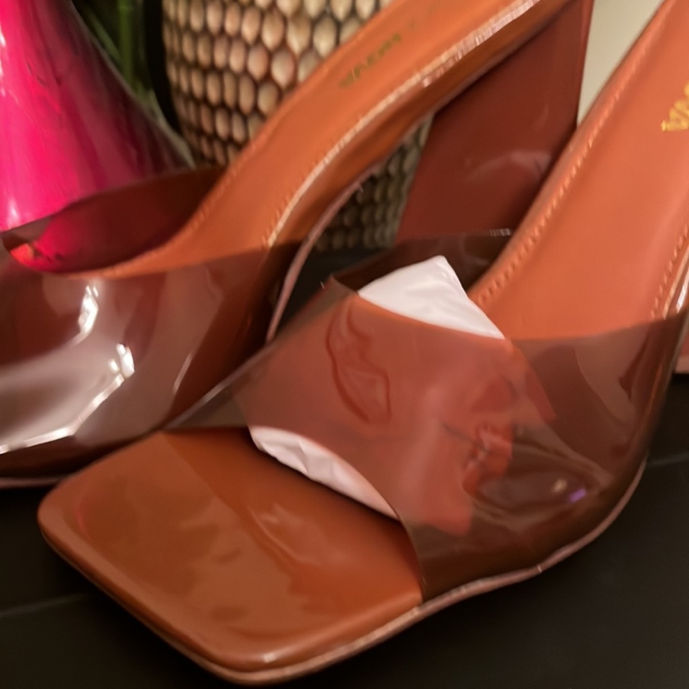 Valet Only Mules - Picture 3 of 3